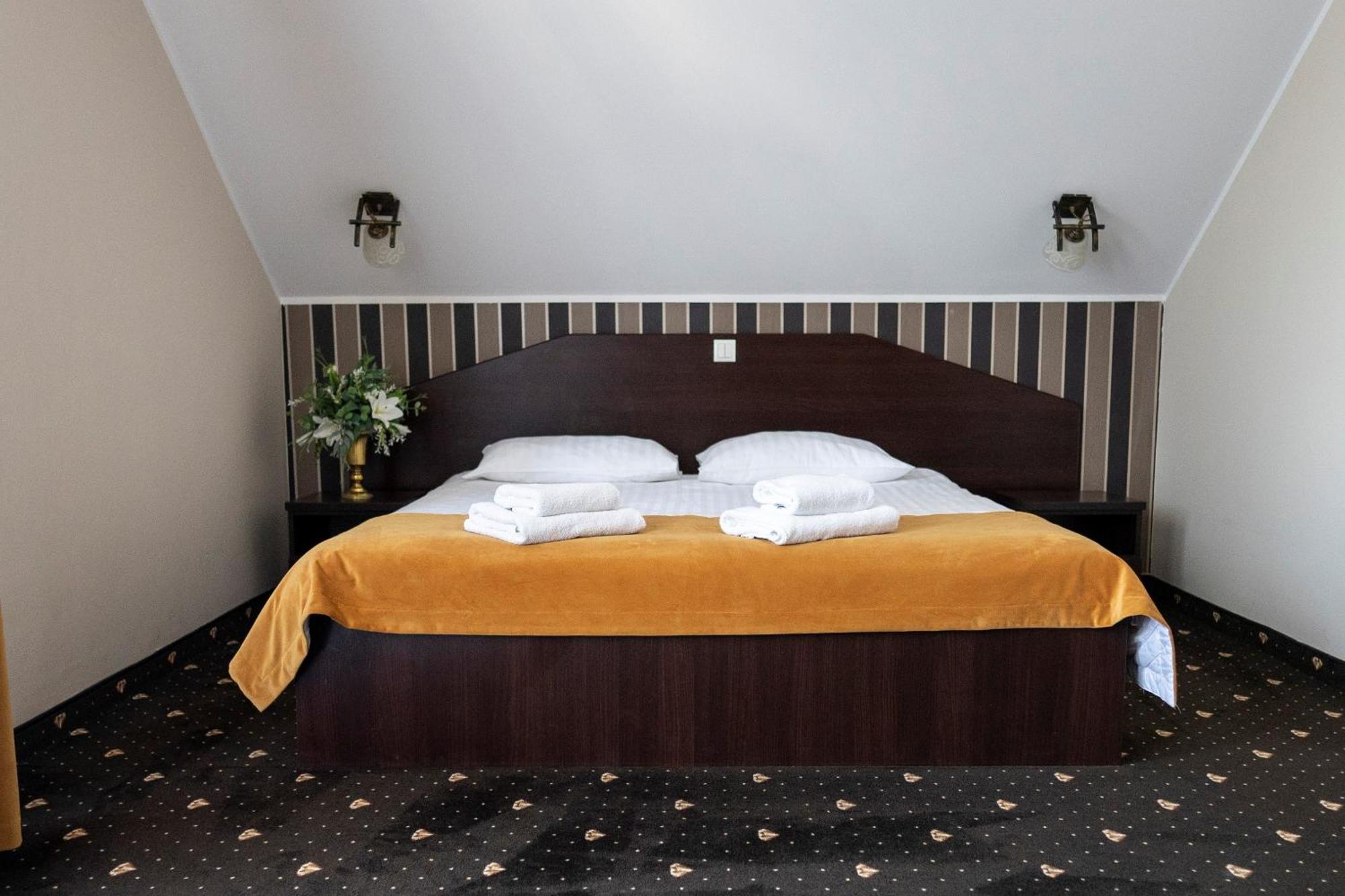 Hotel Podzamcze Góra Kalwaria Eksteriør billede